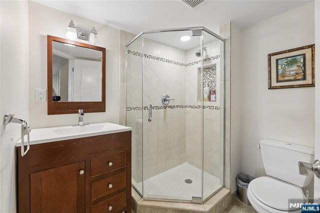 245 Carlton Terrace, Teaneck, NJ 07666