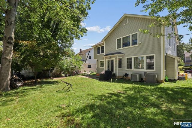 245 Carlton Terrace, Teaneck, NJ 07666