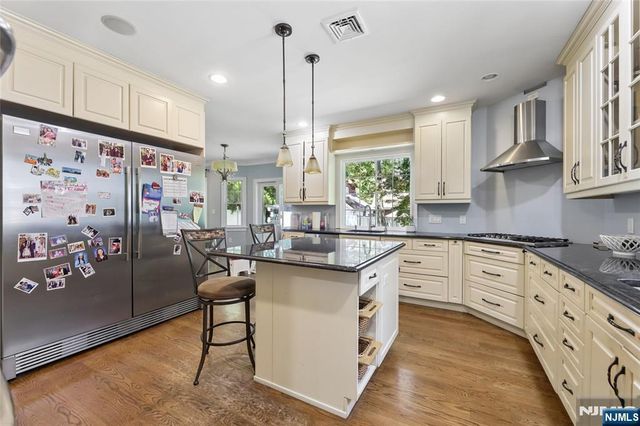 245 Carlton Terrace, Teaneck, NJ 07666