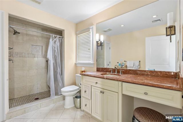 245 Carlton Terrace, Teaneck, NJ 07666