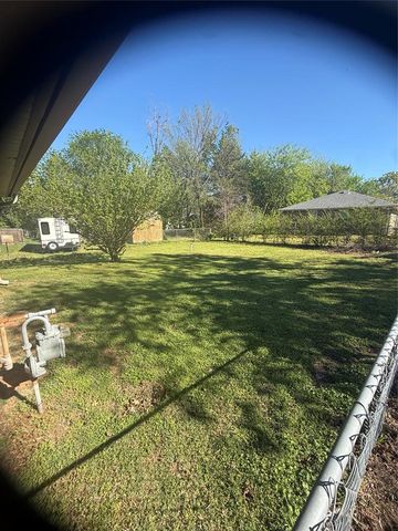 1401 E Main Street, Shawnee, OK 74801