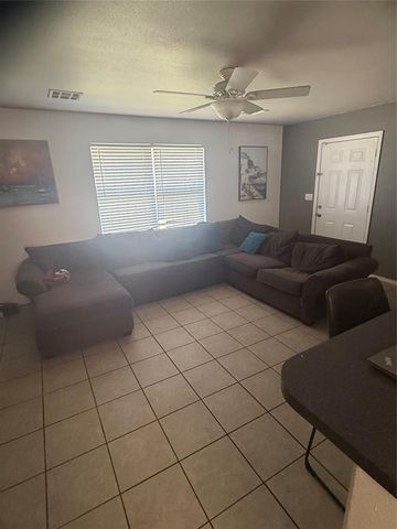 1401 E Main Street, Shawnee, OK 74801