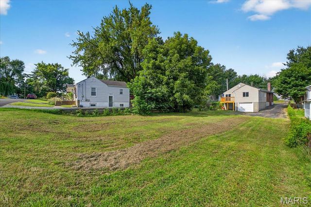 2528 Leslie Avenue, Overland, MO 63114