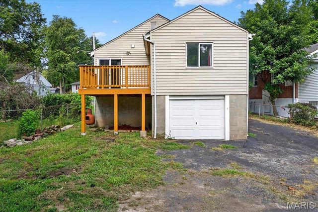 2528 Leslie Avenue, Overland, MO 63114