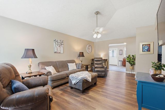 1123 Jonestown Lane, Lexington, KY 40517