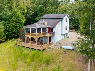 371 Countryside Lane, Hayesville, NC 28904