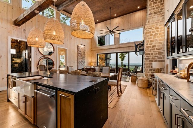 61 Ripshin Heights, Blue Ridge, GA 30513