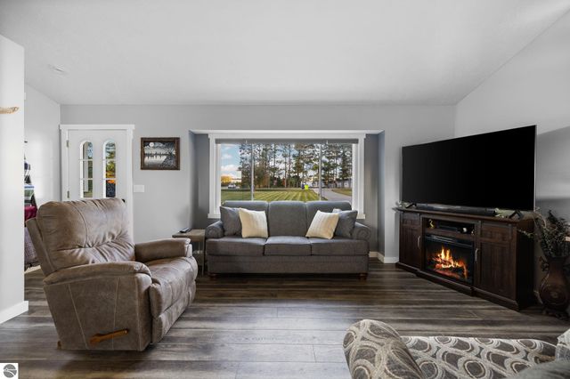 10791 Cedar Run Road, Traverse City, MI 49684