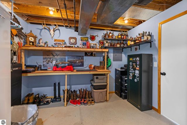 10791 Cedar Run Road, Traverse City, MI 49684