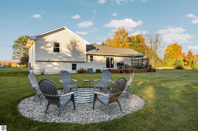 10791 Cedar Run Road, Traverse City, MI 49684