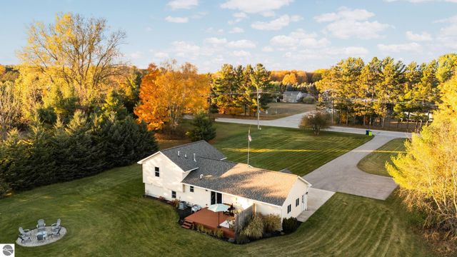 10791 Cedar Run Road, Traverse City, MI 49684