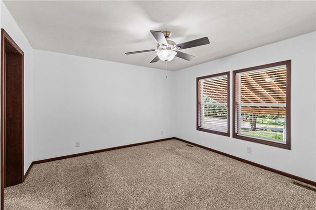 1108 NE 52nd Terrace, Kansas City, MO 64118