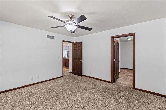 1108 NE 52nd Terrace, Kansas City, MO 64118
