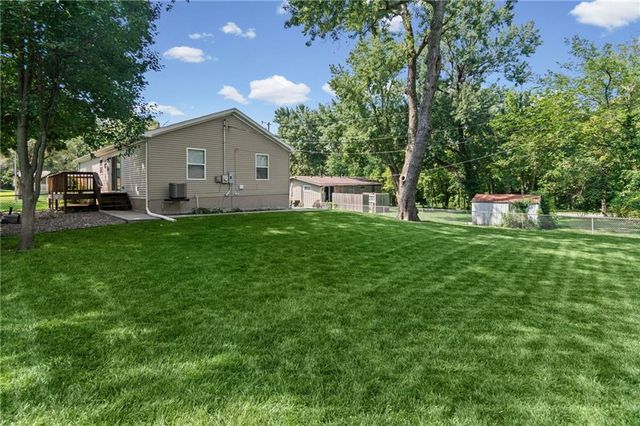 1108 NE 52nd Terrace, Kansas City, MO 64118