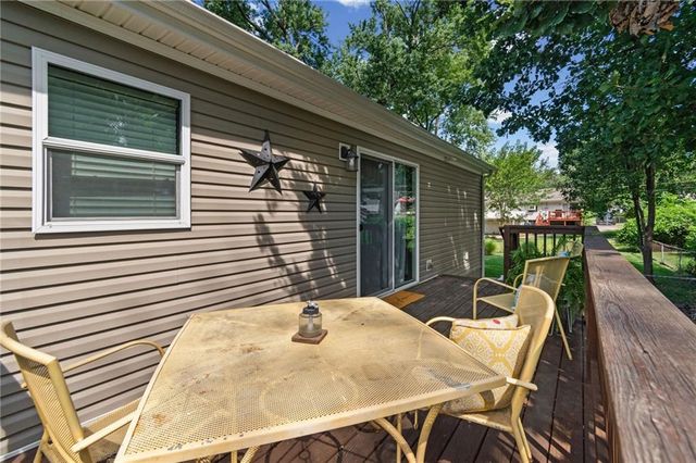 1108 NE 52nd Terrace, Kansas City, MO 64118