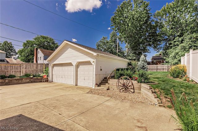 2092 Langerdale Road, South Euclid, OH 44121