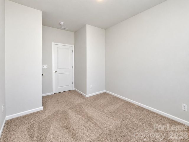 6514 Harlech Street, Charlotte, NC 28269