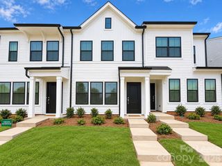 6514 Harlech Street, Charlotte, NC 28269