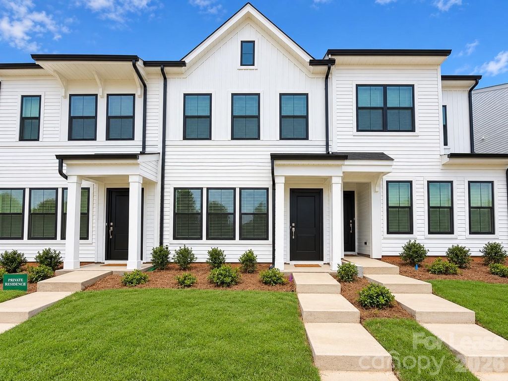 6514 Harlech Street, Charlotte, NC 28269