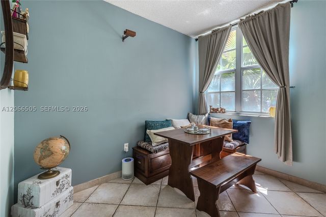 19601 E Country Club Dr 7104, Aventura, FL 33180