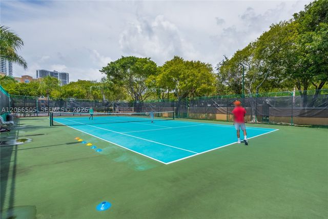 19601 E Country Club Dr 7104, Aventura, FL 33180