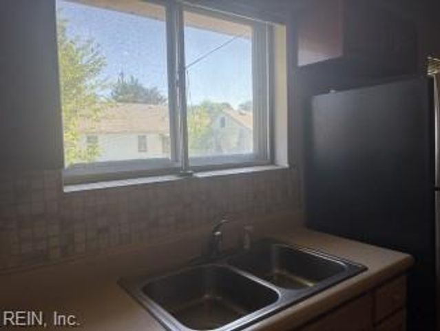 608 Edinburg AVE, Chesapeake, VA 23324
