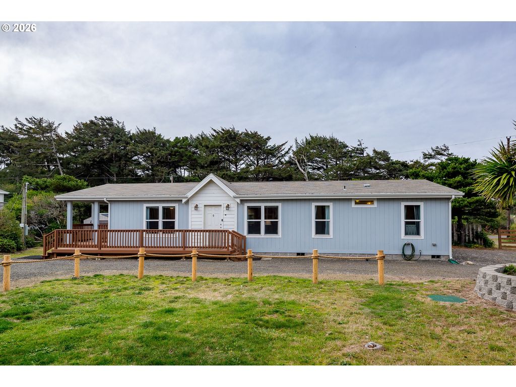 4567 FOULWEATHER St, Florence, OR 97439