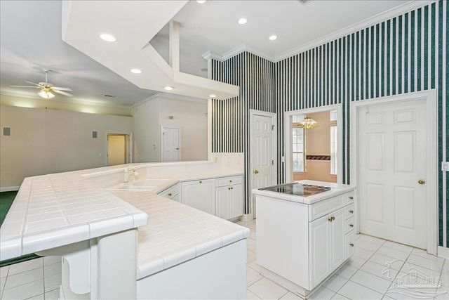 5029 High Pointe Dr, Pensacola, FL 32505