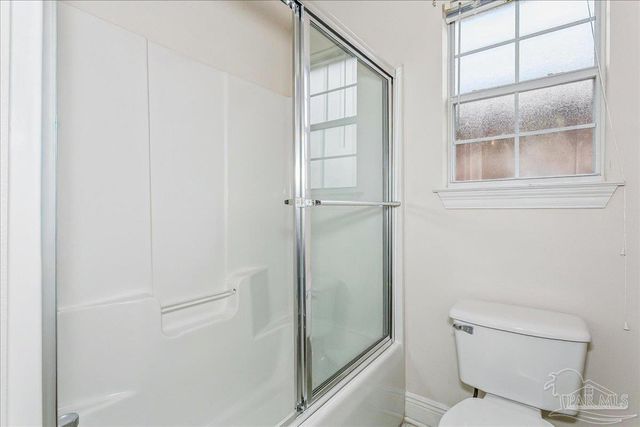 5029 High Pointe Dr, Pensacola, FL 32505