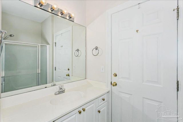 5029 High Pointe Dr, Pensacola, FL 32505