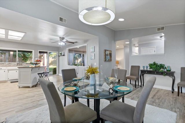 6334 Appian Way, Carmichael, CA 95608