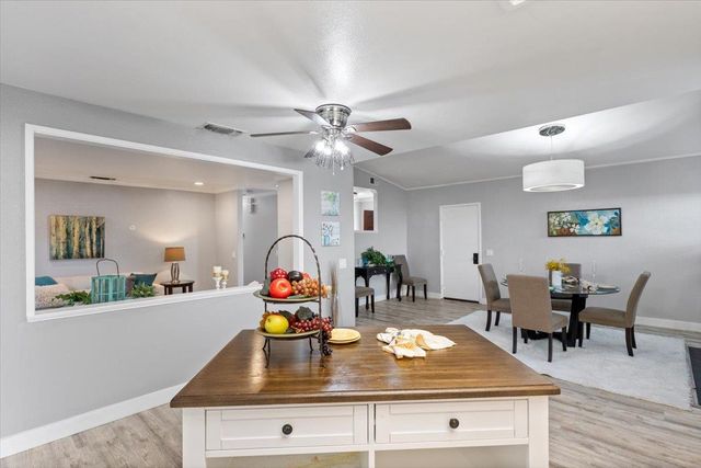 6334 Appian Way, Carmichael, CA 95608