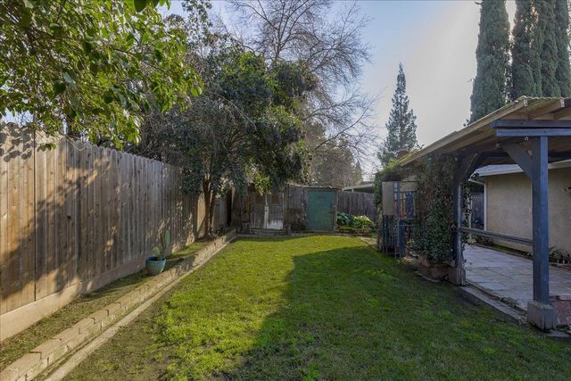 6334 Appian Way, Carmichael, CA 95608