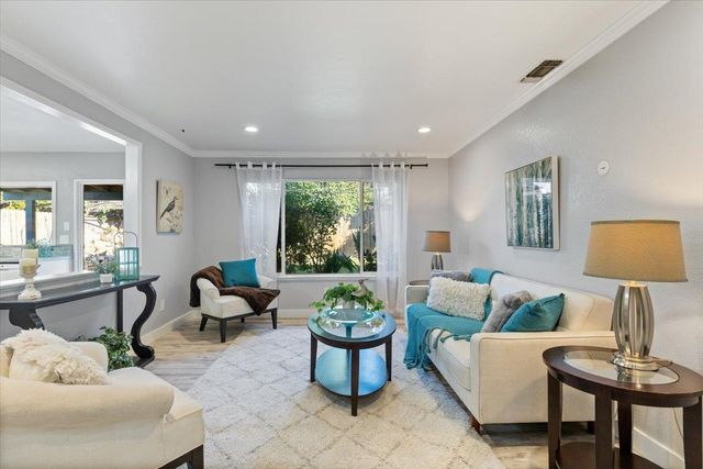 6334 Appian Way, Carmichael, CA 95608