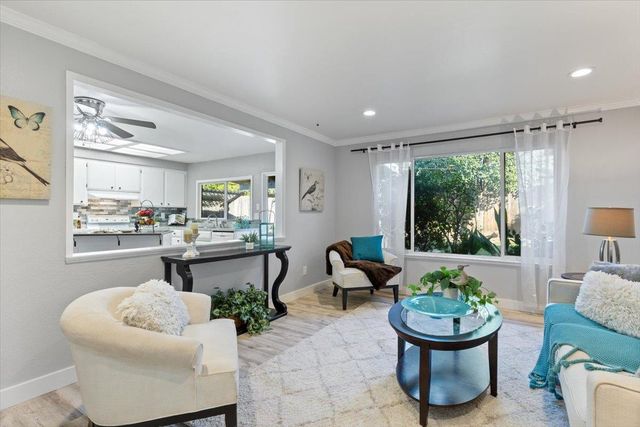 6334 Appian Way, Carmichael, CA 95608