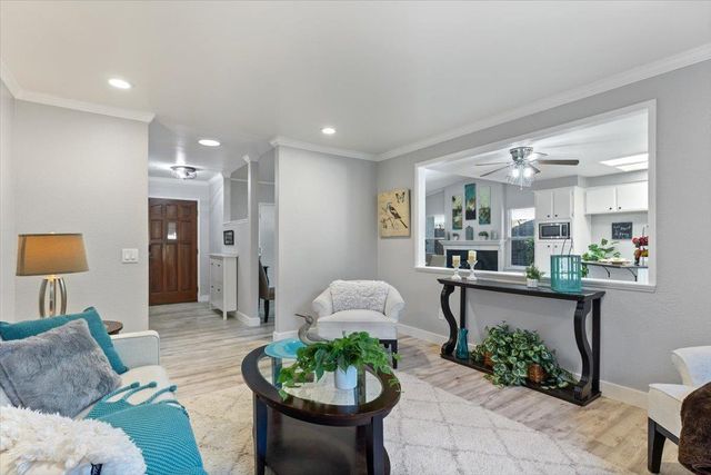 6334 Appian Way, Carmichael, CA 95608