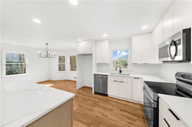 2708 Irene Circle, Duluth, GA 30096