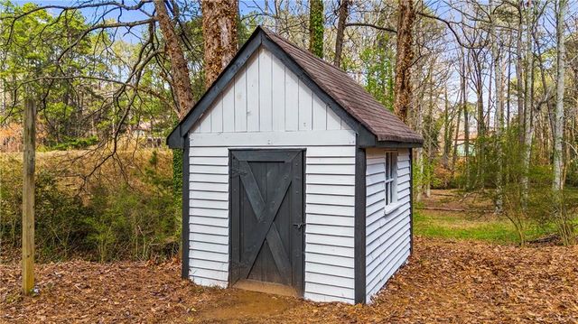 2708 Irene Circle, Duluth, GA 30096