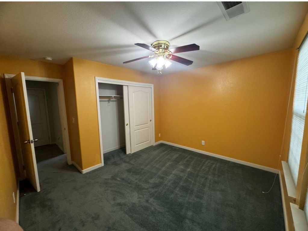 Image 30 of property listing at 876 Royal Drive, Madera, CA 93637