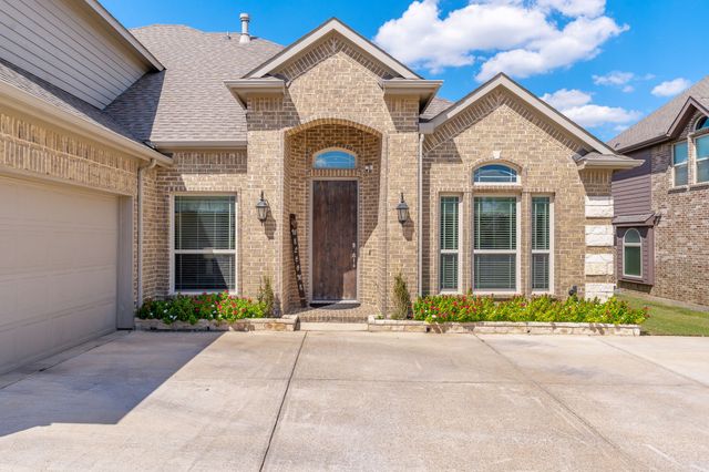 1705 Stags Leap Trail, Kennedale, TX 76060