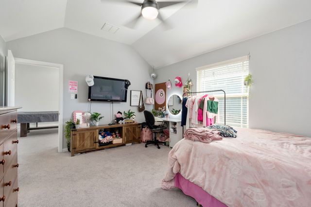 1705 Stags Leap Trail, Kennedale, TX 76060