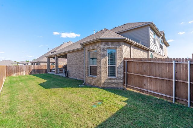 1705 Stags Leap Trail, Kennedale, TX 76060