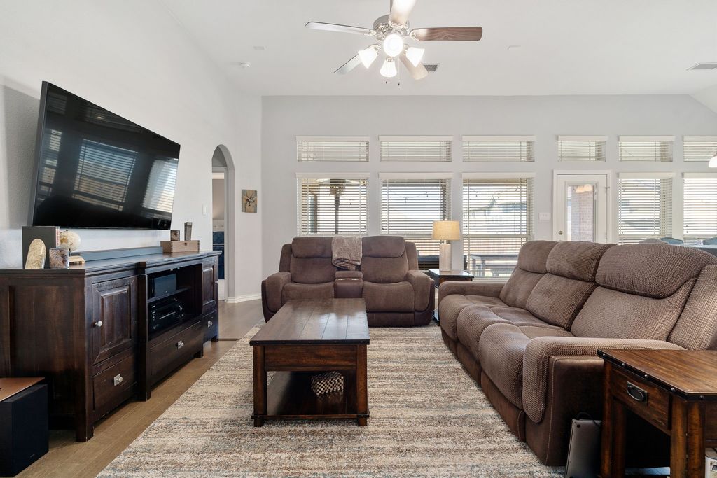 1705 Stags Leap Trail, Kennedale, TX 76060 — photo 4