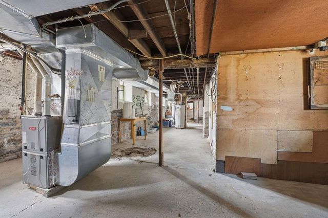 353 W 18TH AVENUE, Oshkosh, WI 54902