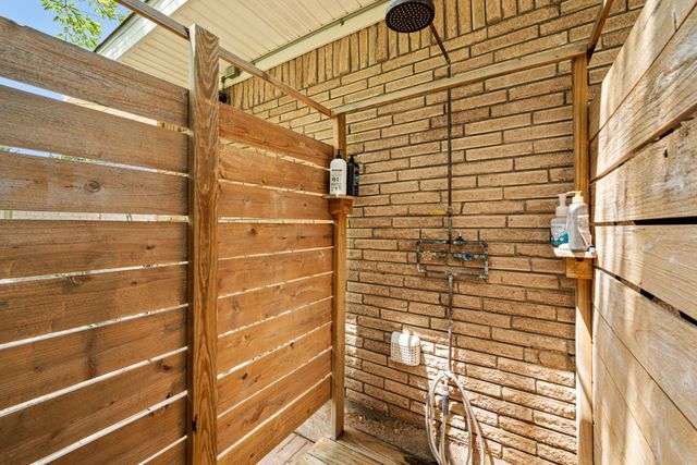 413 Patricia Road, Hurst, TX 76053