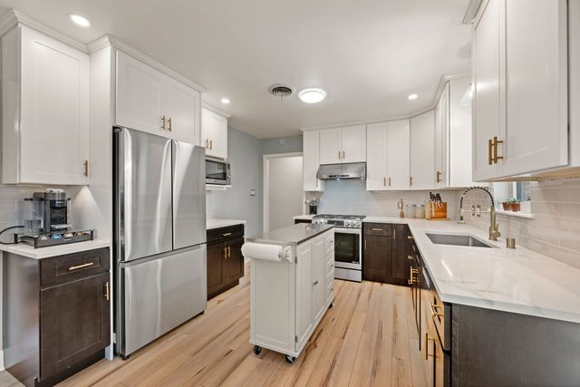 413 Patricia Road, Hurst, TX 76053
