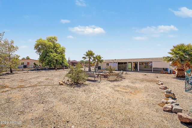 3611 N ILLINOIS Avenue, Florence, AZ 85132