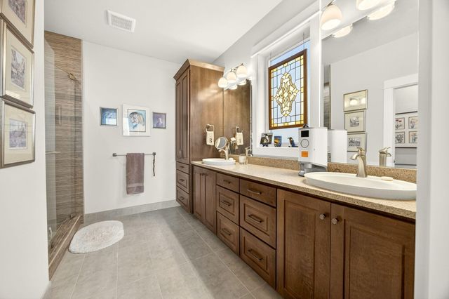 4084 Crystal Springs Drive, Medford, OR 97504