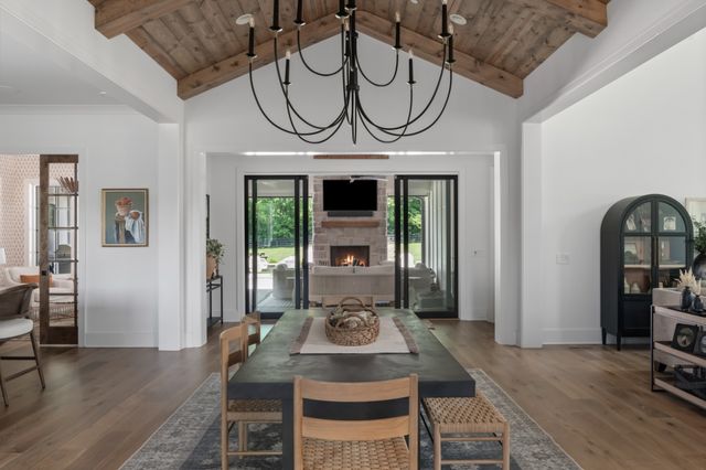 1936 Silver Fox Rd, Thompsons Station, TN 37179