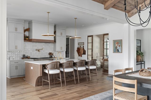 1936 Silver Fox Rd, Thompsons Station, TN 37179